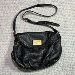Marc by Marc Jacobs Classic Q Natasha Crossbody Bag Purse Black Leather Hobo